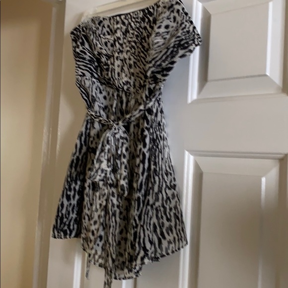 Strapless leopard top with tie detail - Picture 1 of 3